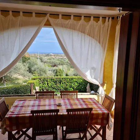 בית נופש Casa Sofia San Teodoro *